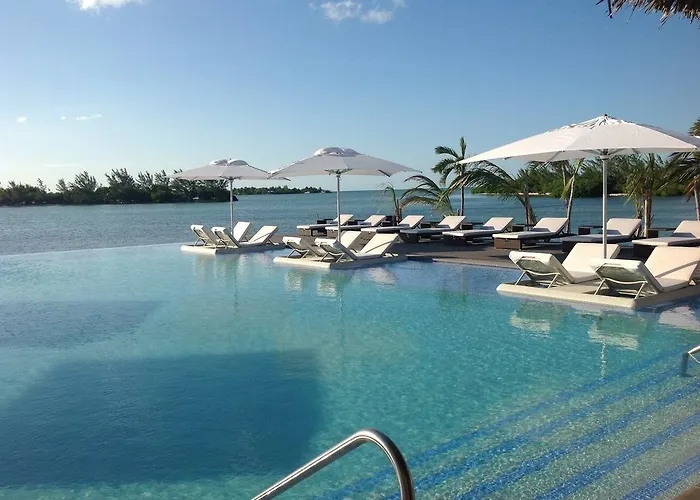 Mayan Islands Resort: Luxury